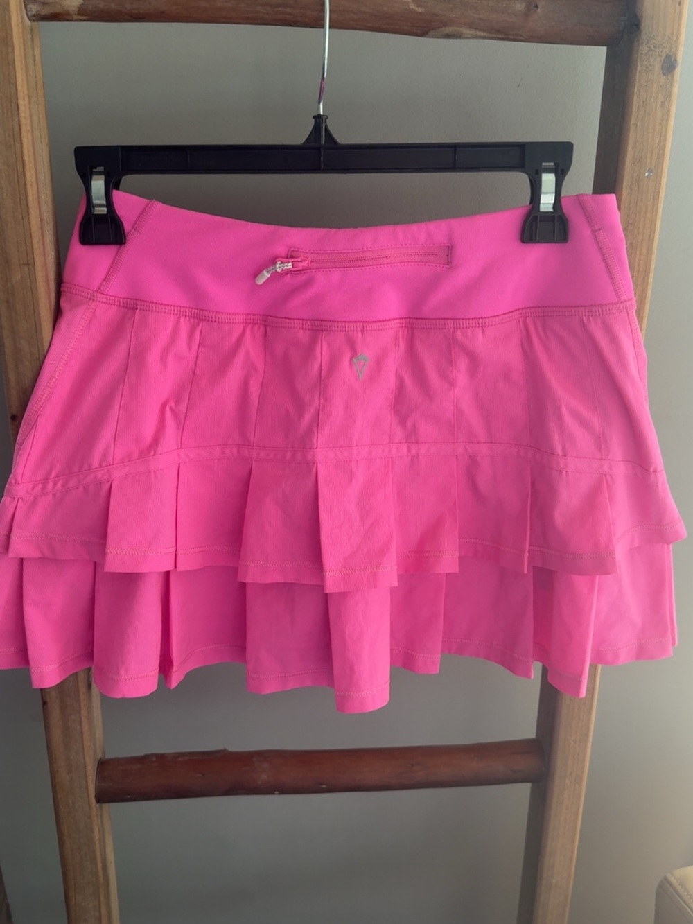 Ivivva by LuLulemon Set the Pace Skirt Skort Pleated Bright Pink Girls Sz 14